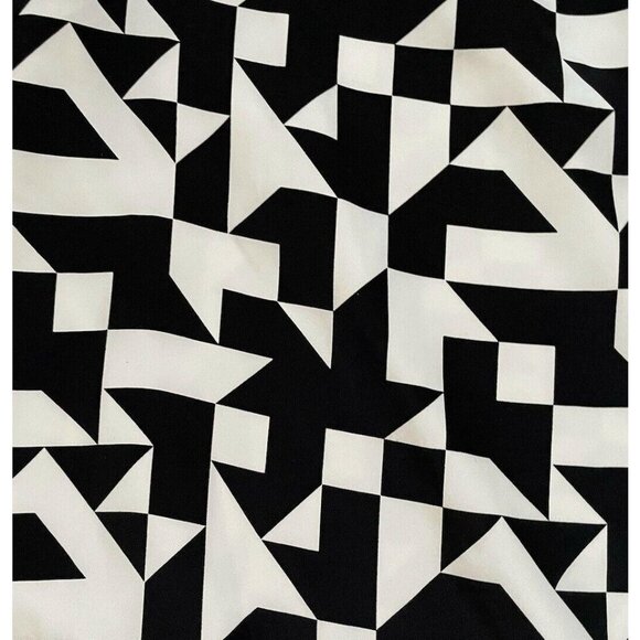 Alice & Trixie Geometric Cold Shoulder Open Dress - Picture 8 of 8